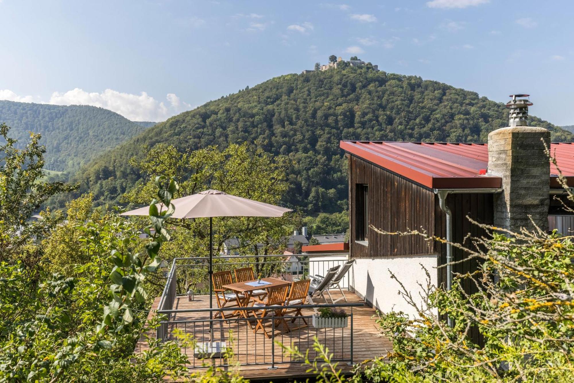 Ferienwohnung Am Samuelstein Bad Urach Exterior foto